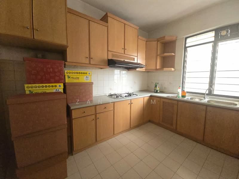 Pangsapuri untuk Dijual di Lavinia Apartments - Zane Tam - Kitchen - PropertyGuru.com.my