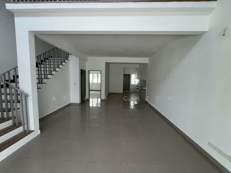 Rumah Teres 2 Tingkat untuk Dijual di Kota Bayuemas (Klang) - Ashley Cheoh - Living Room - PropertyGuru.com.my