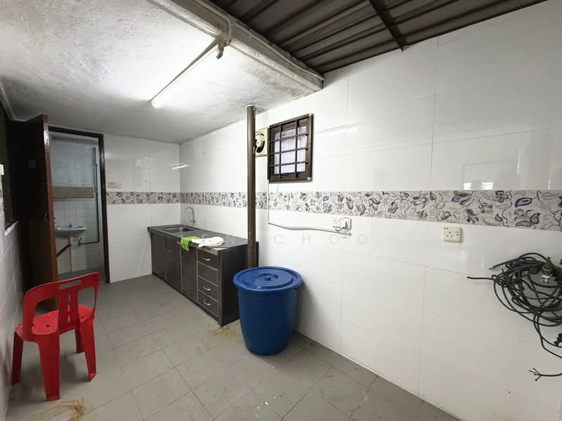 Rumah Teres 2 Tingkat untuk Disewa di Taman Besi (Jelutong) - Jen Choo - Kitchen - PropertyGuru.com.my