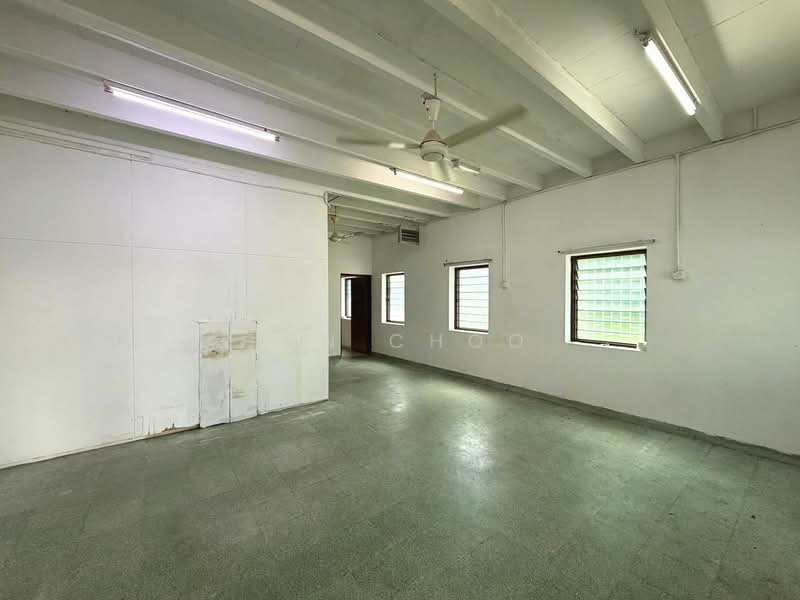 Rumah Teres 2 Tingkat untuk Disewa di Taman Besi (Jelutong) - Jen Choo - Interior - PropertyGuru.com.my