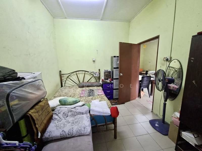 1-storey Terraced House for Sale in Taman Ungku Tun Aminah (Skudai) - Mars Hoe - PropertyGuru.com.my