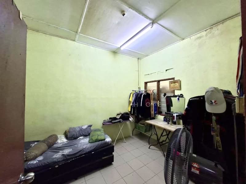 1-storey Terraced House for Sale in Taman Ungku Tun Aminah (Skudai) - Mars Hoe - PropertyGuru.com.my