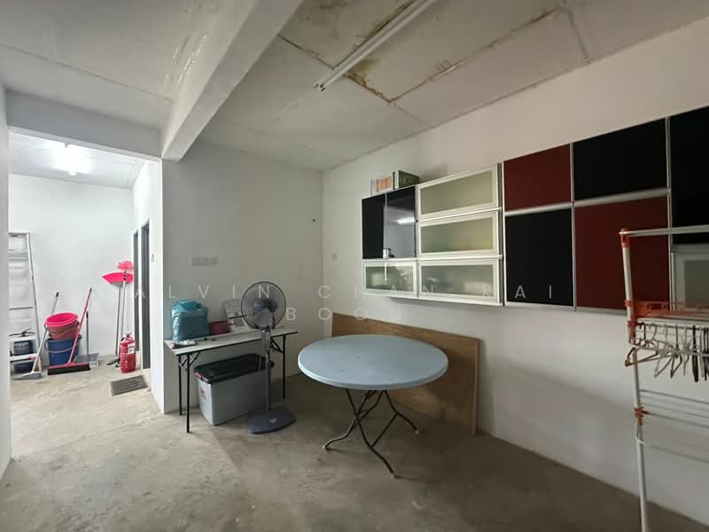 Shop for Sale in Melaka City (Melaka) - Alvin Chan Kai Boon - Interior - PropertyGuru.com.my