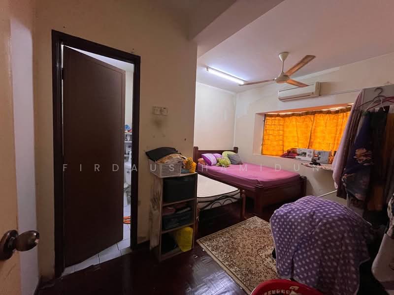 Rumah Teres 2.5 Tingkat untuk Dijual di Taman Equine (Seri Kembangan) - Firdaus Hamidun - PropertyGuru.com.my