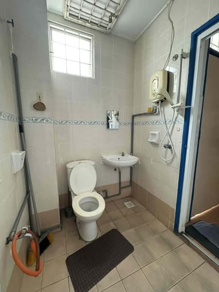2-storey Terraced House for Sale in BANDAR PUCHONG JAYA (Puchong) - Jayden Lee - Bathroom - PropertyGuru.com.my