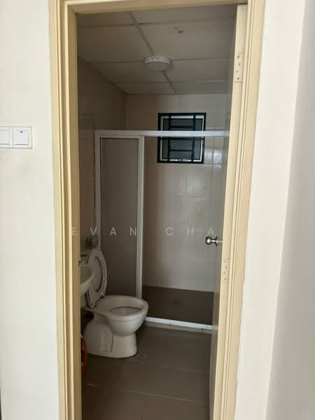 Service Residence for Sale at OUG Parklane - Evan Chan - Bathroom - PropertyGuru.com.my
