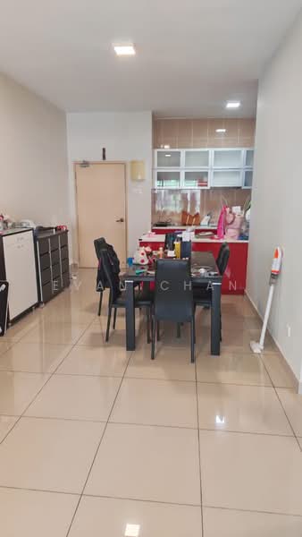 Kediaman Servis untuk Dijual di OUG Parklane - Evan Chan - Dining Room - PropertyGuru.com.my