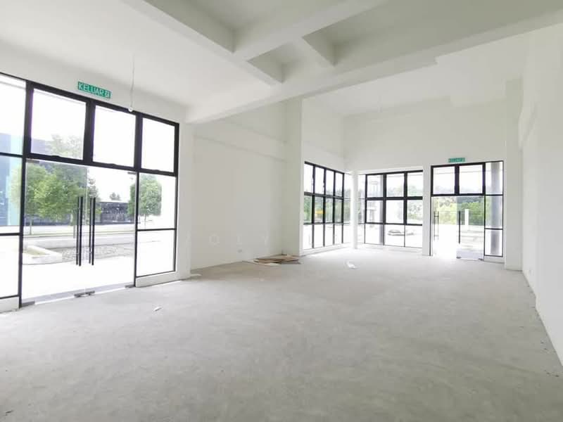 Kilang untuk Disewa di Eco Business Park 1 (Johor Bahru) - Zoey Lee - Entrance - PropertyGuru.com.my