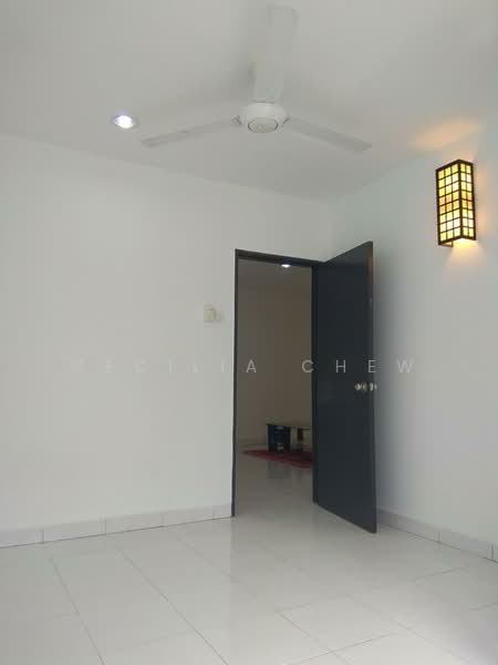 Rumah Teres 2 Tingkat untuk Dijual di Semenyih Parklands (Beranang) - Cecilia Chew - PropertyGuru.com.my