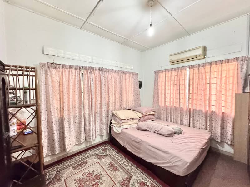 Rumah Teres 1 Tingkat untuk Dijual di Seksyen 14 (Petaling Jaya) - Nor Azdlin Adnan - PropertyGuru.com.my