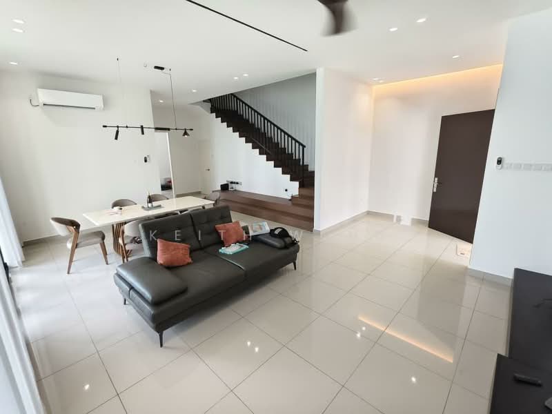 Semi-Detached House for Sale in Taman Gaya (Ulu Tiram) - Keith Wong - Living Room - PropertyGuru.com.my