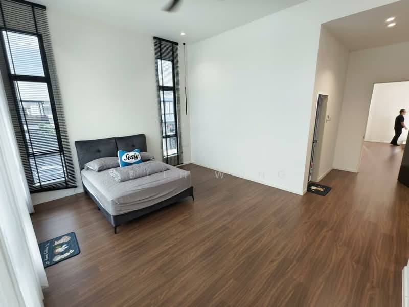 Semi-Detached House for Sale in Taman Gaya (Ulu Tiram) - Keith Wong - Bedroom - PropertyGuru.com.my