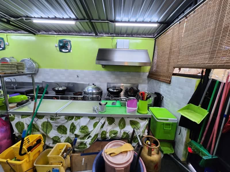 Kedai untuk Dijual di Pasir Gudang (Johor) - Terence Tan - Kitchen - PropertyGuru.com.my