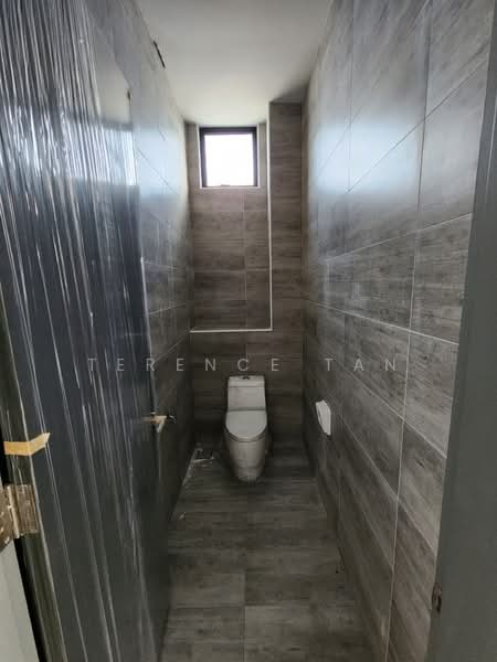Kedai untuk Dijual di Pasir Gudang (Johor) - Terence Tan - Bathroom - PropertyGuru.com.my