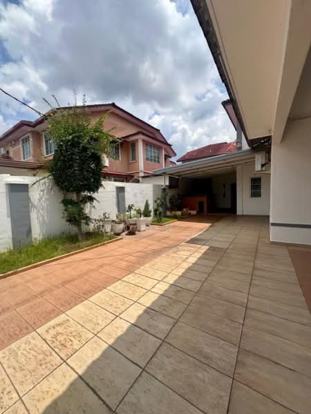 2-storey Terraced House for Sale in Taman Semabok Perdana (Semabok) - Woon . - Exterior - PropertyGuru.com.my