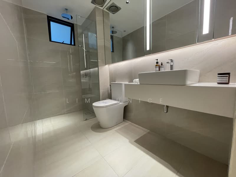 Kondominium untuk Dijual di Lumina Residence - Lim Eunice - Bathroom - PropertyGuru.com.my