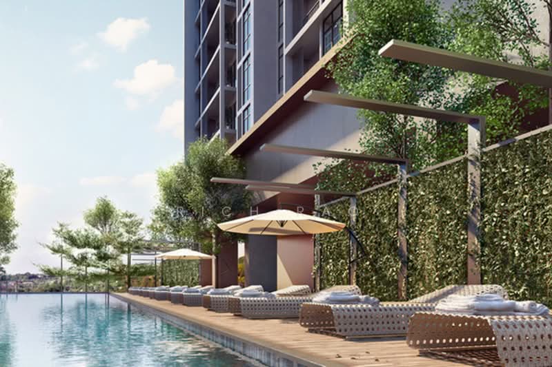 Service Residence for Rent at 28 Boulevard - Rich Rao - Pool - PropertyGuru.com.my