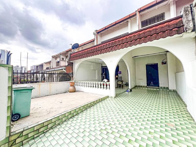 Rumah Teres untuk Dijual di Taman Delima (Cheras) - Nor Azdlin Adnan - PropertyGuru.com.my