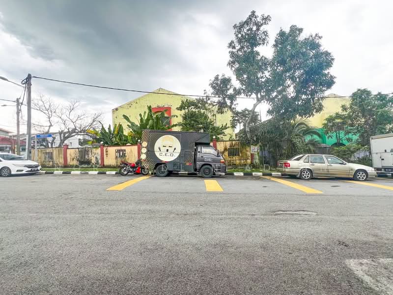 Rumah Teres untuk Dijual di Taman Delima (Cheras) - Nor Azdlin Adnan - PropertyGuru.com.my