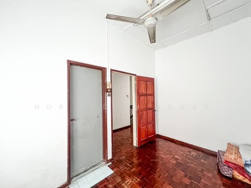 Rumah Teres untuk Dijual di Taman Delima (Cheras) - Nor Azdlin Adnan - PropertyGuru.com.my