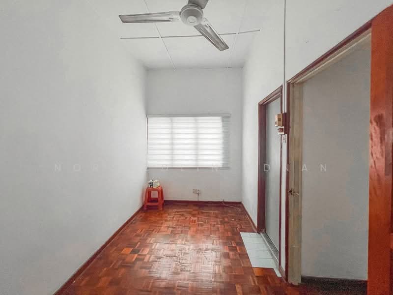 Rumah Teres untuk Dijual di Taman Delima (Cheras) - Nor Azdlin Adnan - PropertyGuru.com.my