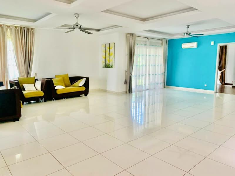 Rumah Berkembar untuk Dijual di Alam Damai (Cheras) - Masnizah Arifin - Living Room - PropertyGuru.com.my