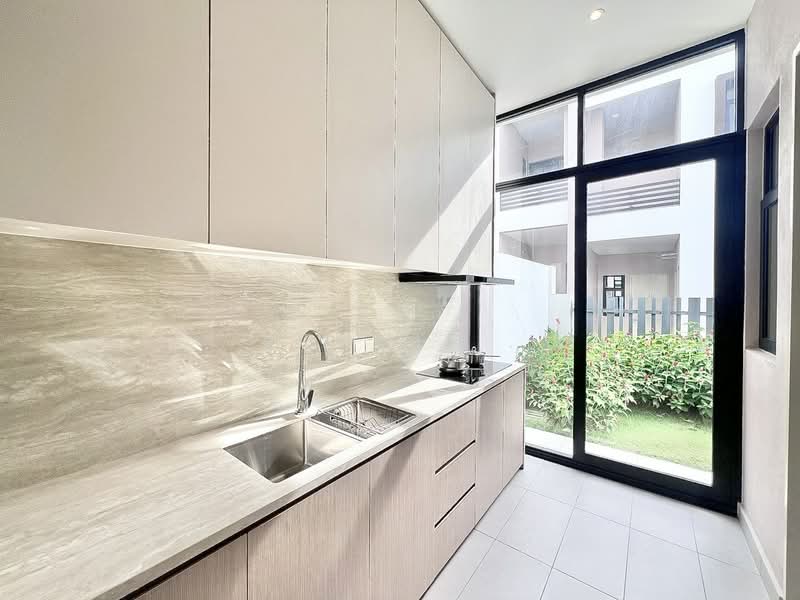 Semi-Detached House for Sale in Bandar Puteri Bangi (Bangi) - Rodhie . - Kitchen - PropertyGuru.com.my