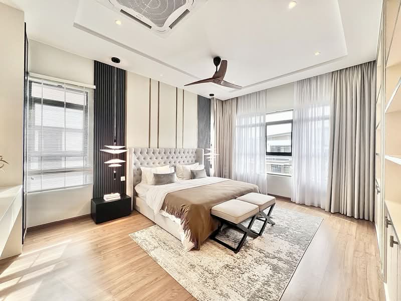 Semi-Detached House for Sale in Bandar Puteri Bangi (Bangi) - Rodhie . - Master Bedroom - PropertyGuru.com.my