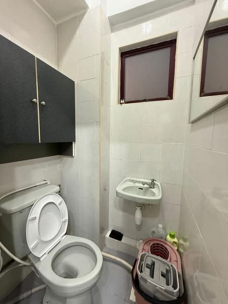 Condominium for Rent at The Golden Coast - Joanne How - Bathroom - PropertyGuru.com.my