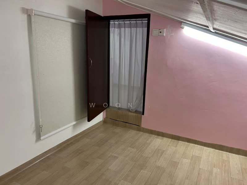 1-storey Terraced House for Sale in Taman Seri Telok Emas (Telok Mas) - Woon . - Interior - PropertyGuru.com.my