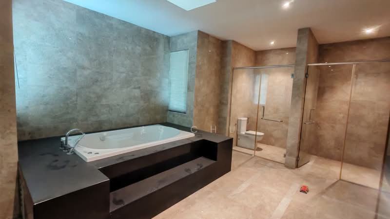 3-storey Terraced House for Sale in Duta Villa (Setia Alam) - LS Chu - Bathroom - PropertyGuru.com.my
