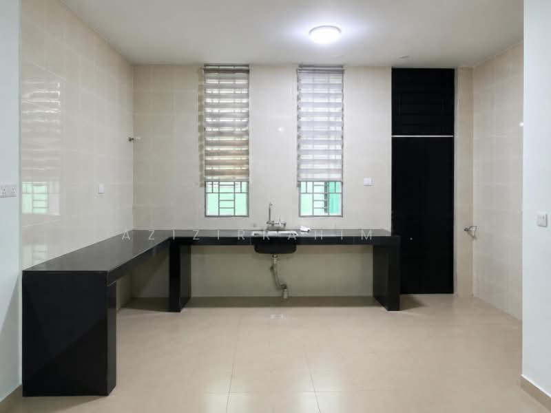Rumah Teres 3-Tingkat untuk Dijual di Bandar Baru Bangi (Selangor) - Azizirrahim . - Kitchen - PropertyGuru.com.my