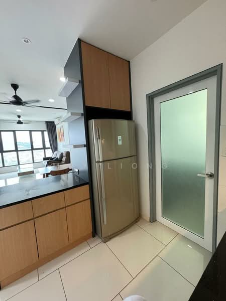 Servis Apartment untuk Disewa di Three33 Residence - May Liong - Living Room - PropertyGuru.com.my