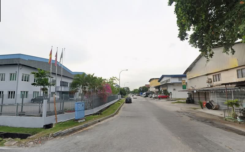Factory for Rent in Subang Light Industrial Park (Subang Jaya) - CK Tong - Exterior - PropertyGuru.com.my