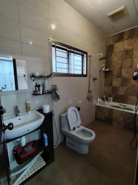 Rumah Banglo untuk Dijual di Taman Kebun Teh (Johor Bahru) - Jack Ching - Bathroom - PropertyGuru.com.my