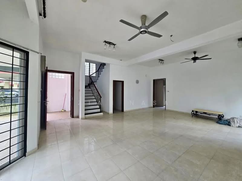 Rumah Berkembar untuk Dijual di Seksyen 9 (Kota Damansara) - Azian Nasa - PropertyGuru.com.my
