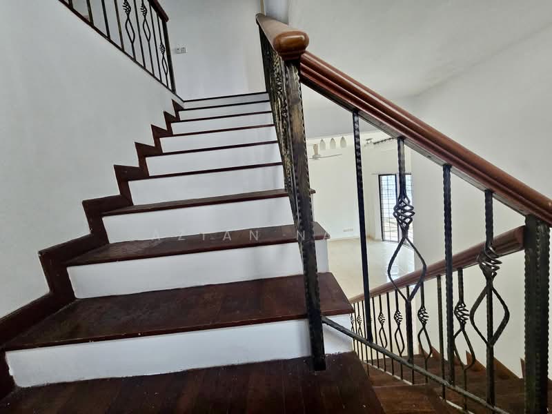 Rumah Berkembar untuk Dijual di Seksyen 9 (Kota Damansara) - Azian Nasa - PropertyGuru.com.my