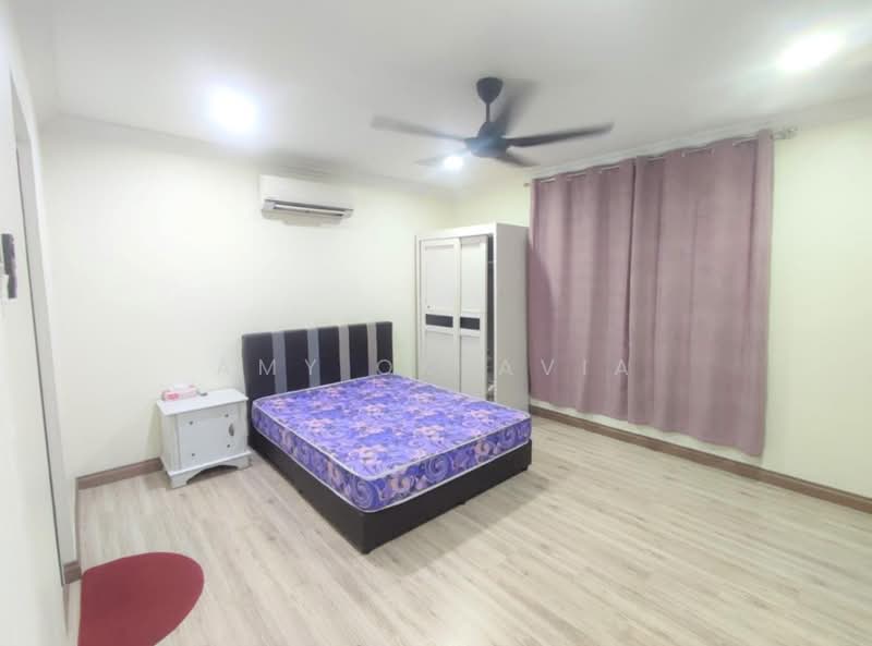 Bungalow for Rent in Sultan Abdul Aziz Shah Golf & Country Club (Shah Alam) - Amy Oktavia - Bedroom - PropertyGuru.com.my
