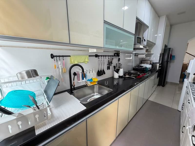 Semi-Detached House for Sale in Taman Anggun (Rawang) - SK Luk - Kitchen - PropertyGuru.com.my