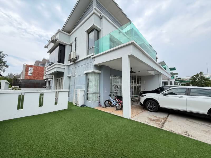 Semi-Detached House for Sale in Taman Anggun (Rawang) - SK Luk - Exterior - PropertyGuru.com.my
