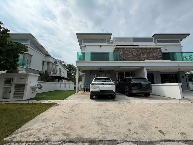 Semi-Detached House for Sale in Taman Anggun (Rawang) - SK Luk - Exterior - PropertyGuru.com.my