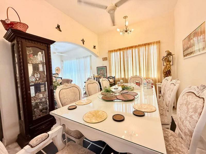 Bungalow for Sale in Taman Rasah Kemayan (Rasah) - Rena Rahman - PropertyGuru.com.my