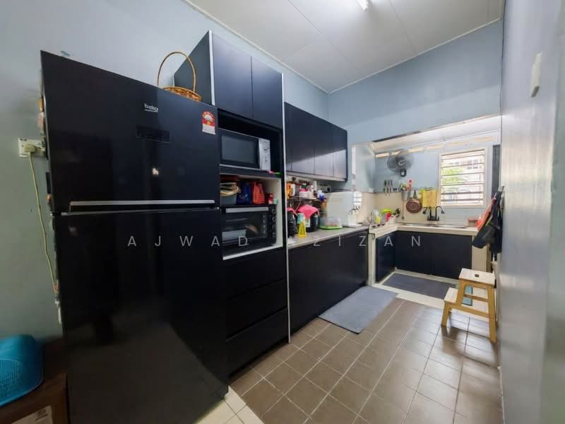 1-storey Terraced House for Sale in Taman Nusari Bayu (Bandar Sri Sendayan) - Ajwad Azizan - PropertyGuru.com.my