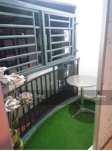 Pangsapuri untuk Dijual di The Pines Residence - Jason Tang - Balcony - PropertyGuru.com.my
