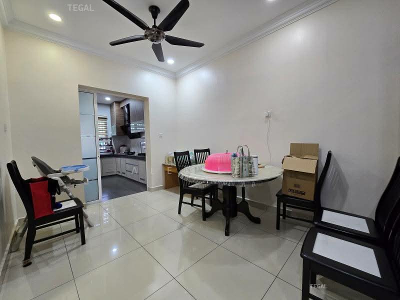 Rumah Teres untuk Dijual di Bandar Puteri Klang (Klang) - Alex Lee - Dining Room - PropertyGuru.com.my