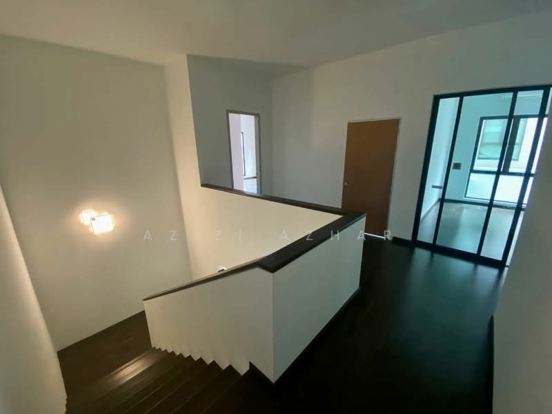 Semi-Detached House for Rent in Bukit Jelutong (Shah Alam) - Azizi Azhar - PropertyGuru.com.my