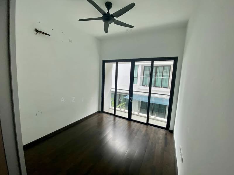Semi-Detached House for Rent in Bukit Jelutong (Shah Alam) - Azizi Azhar - PropertyGuru.com.my