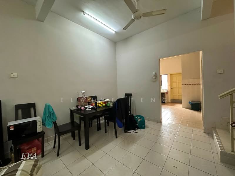 Rumah Teres untuk Dijual di Bandar Puteri Klang (Klang) - Elaine Teng - Dining Room - PropertyGuru.com.my