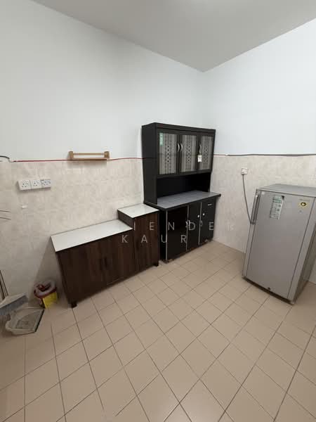 Apartment for Rent at Sri Pinang Apartment - Suviender Kaur - PropertyGuru.com.my