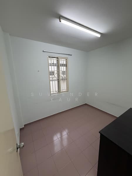 Apartment for Rent at Sri Pinang Apartment - Suviender Kaur - PropertyGuru.com.my